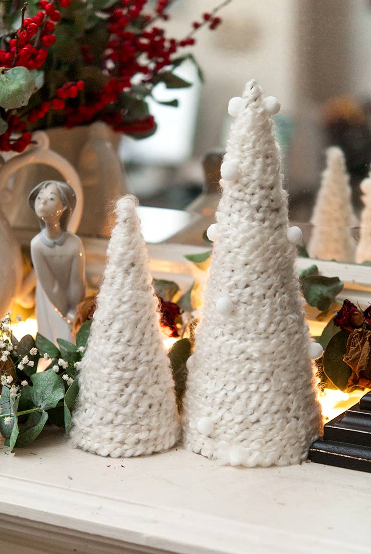 Our Hopeful Home: How To Make A Rustic White Wool Yarn Christmas Tree