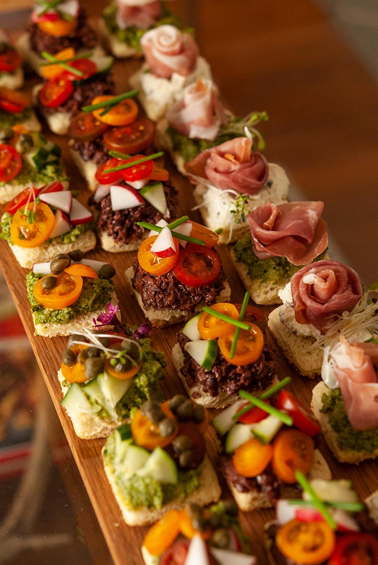 Beautiful Spring Canapés She Keeps a Lovely Home