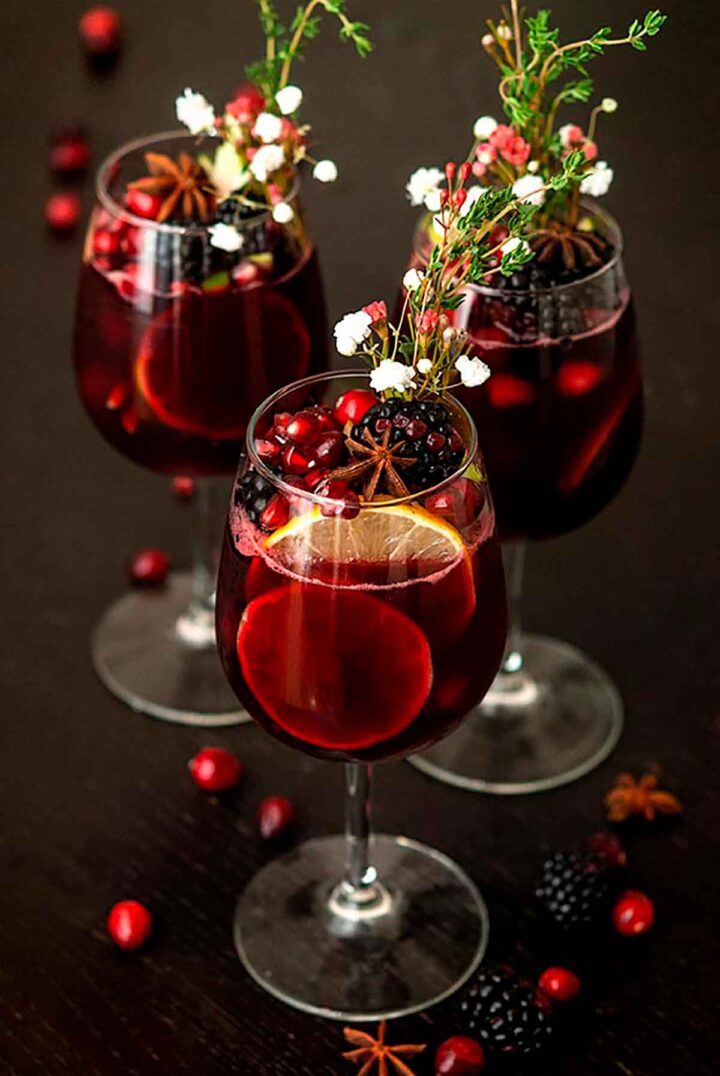 Mulled Wine Christmas Sangria She Keeps a Lovely Home