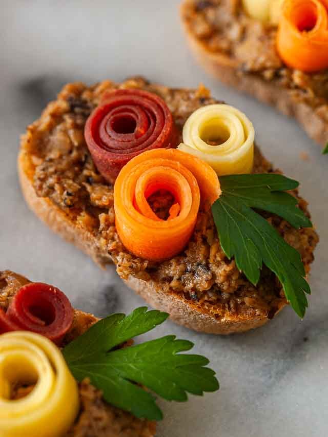 Easter Carrot Rose Appetizers